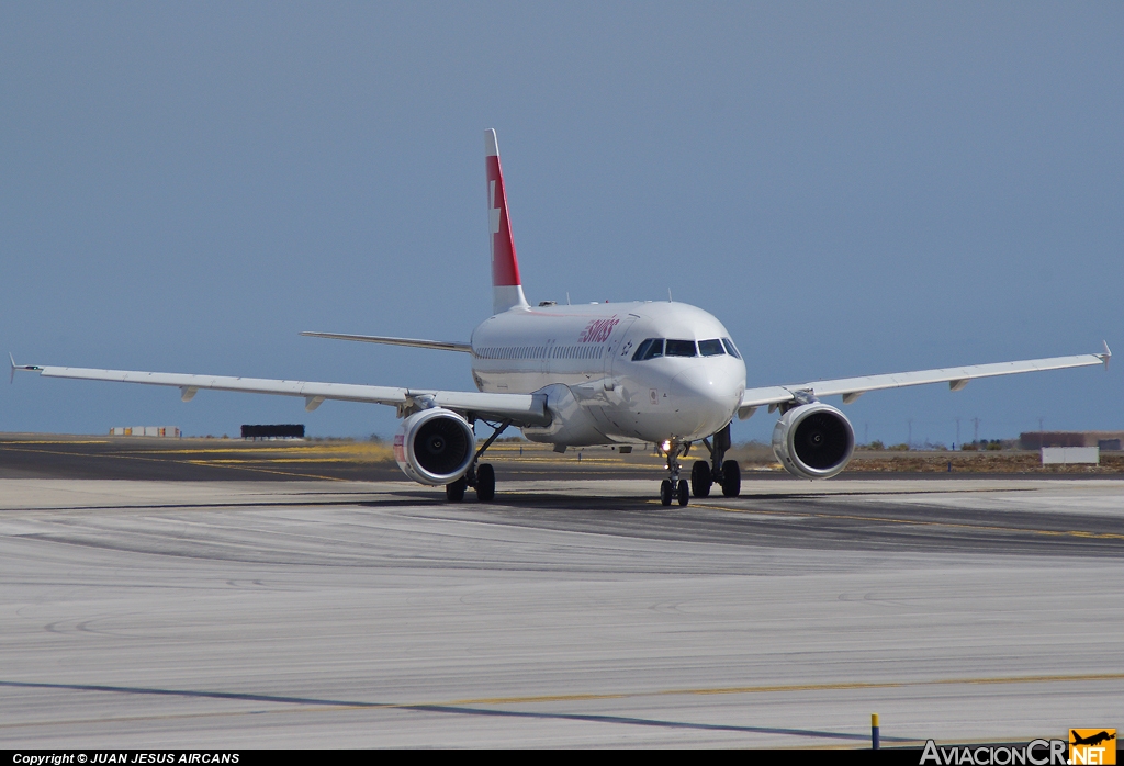 HB-IJL - Airbus A320-214 - Swiss International Air Lines