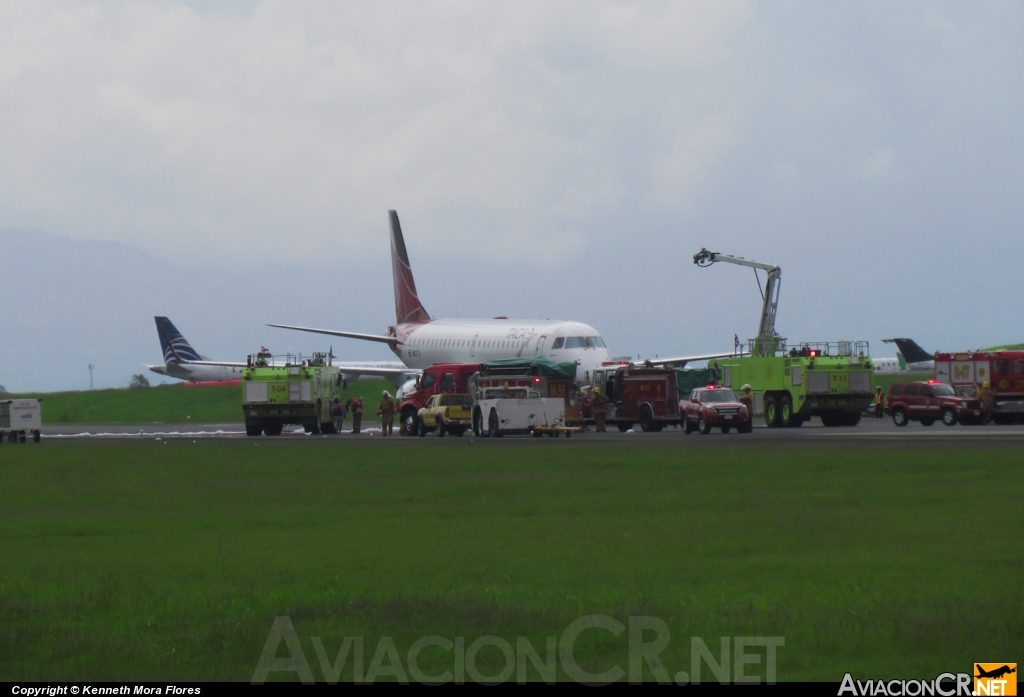 N937TA - Embraer 190-100IGW - TACA