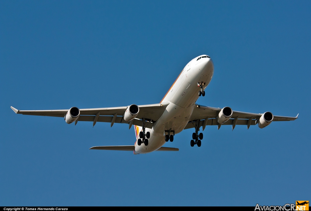 EC-LKS - Airbus A340-313X - Iberia