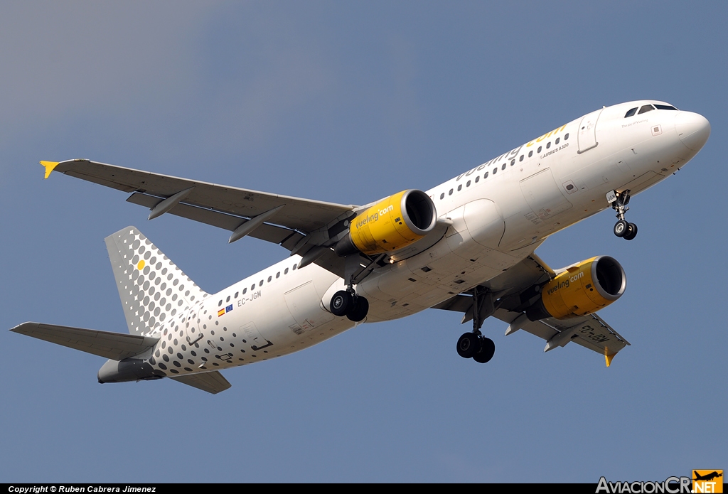 EC-JGM - Airbus A320-214 - Vueling