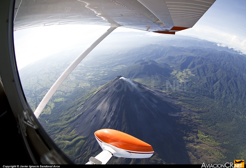 TI-ABE - Cessna 182Q Skylane II - Privado