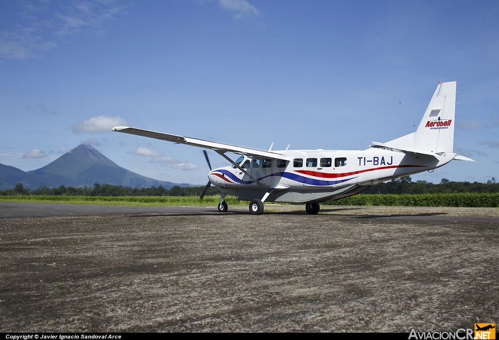 TI-BAJ - Cessna 208B Grand Caravan - Aerobell