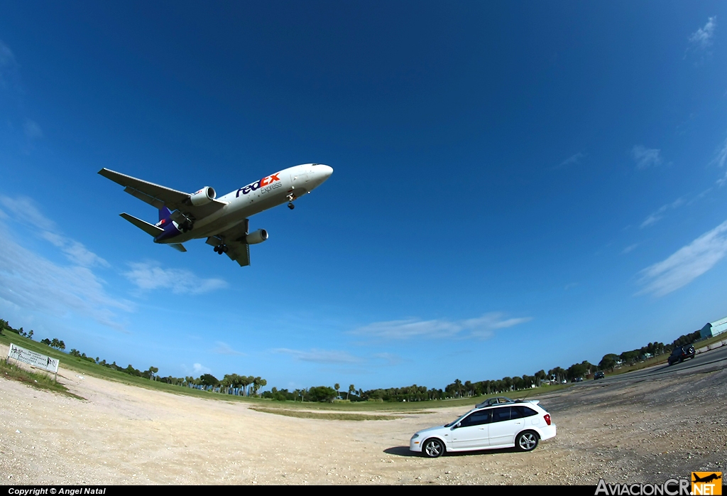 TJBQ - Lugar de Spoteo - Aeropuerto