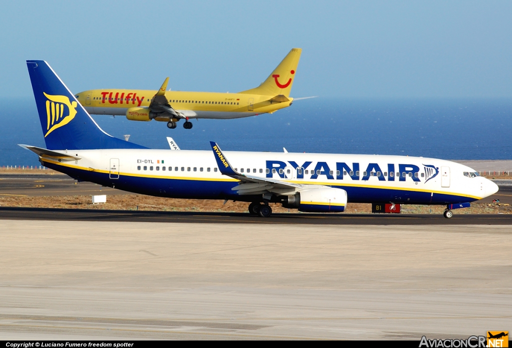 EI-DYL - Boeing 737-8AS - Ryanair