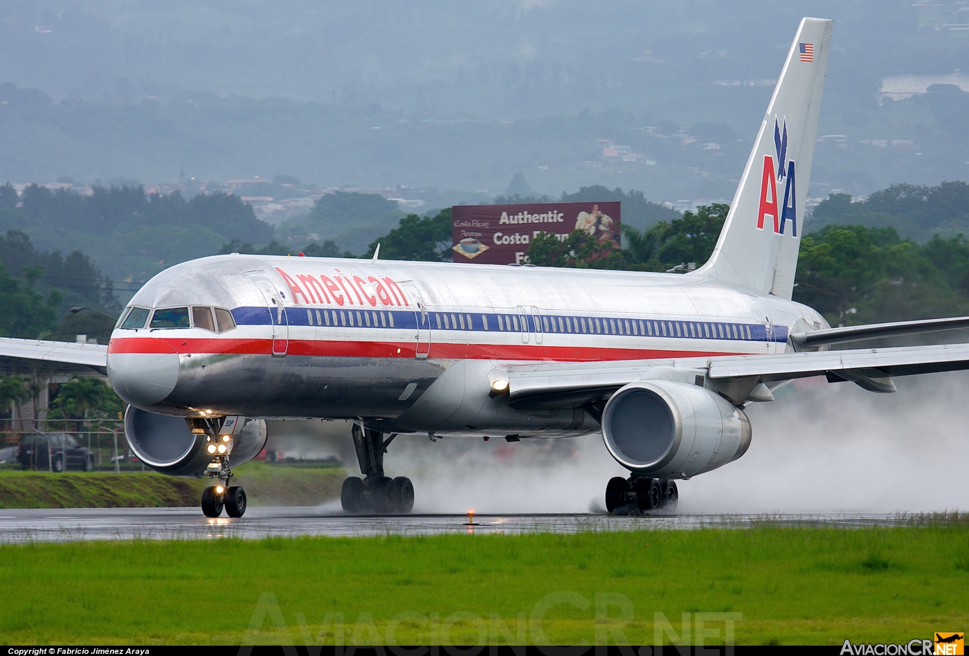 N696AN - Boeing 757-223 - American Airlines