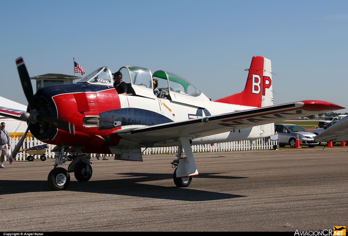 N28100 - North American T-28A Trojan - Privado