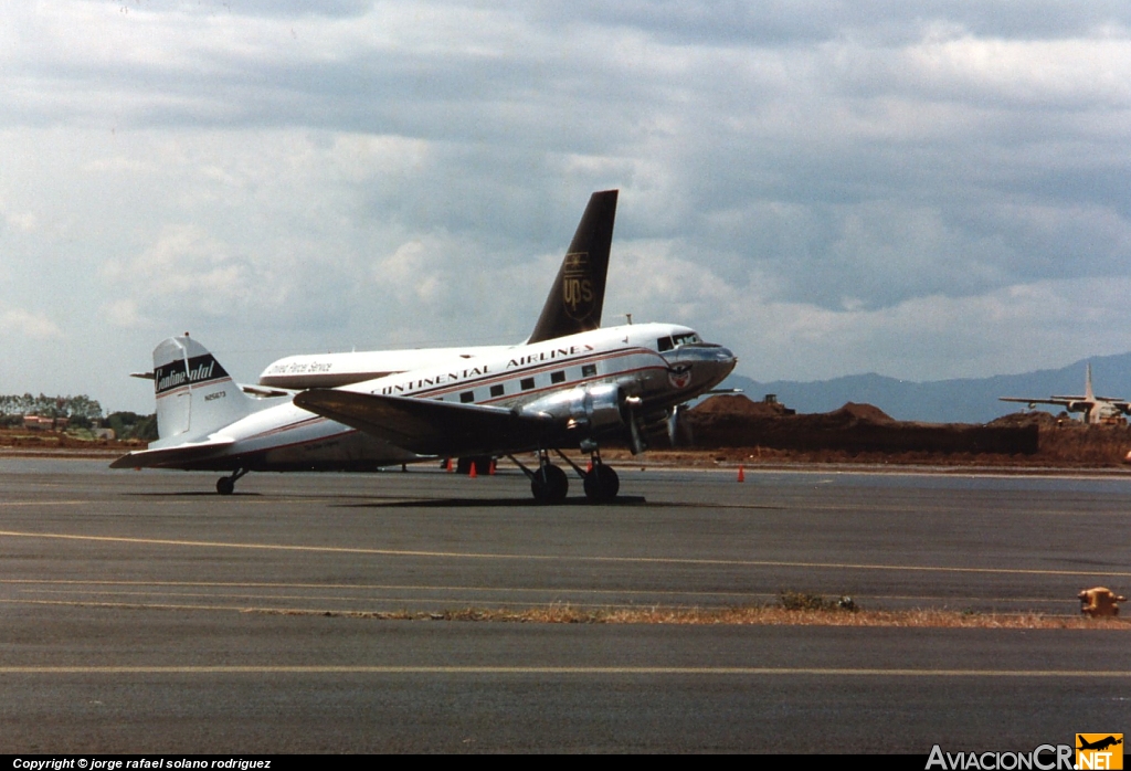 N25673 - Douglas DC-3 - Continental Airlines