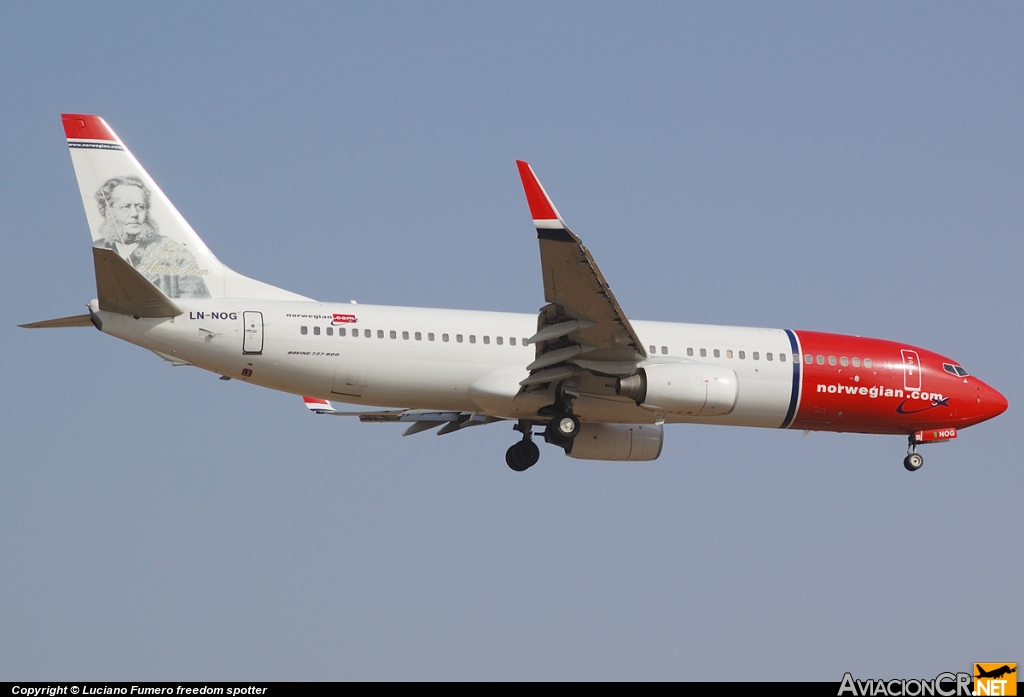 LN-NOG - Boeing 737-86N - Norwegian Air Shuttle