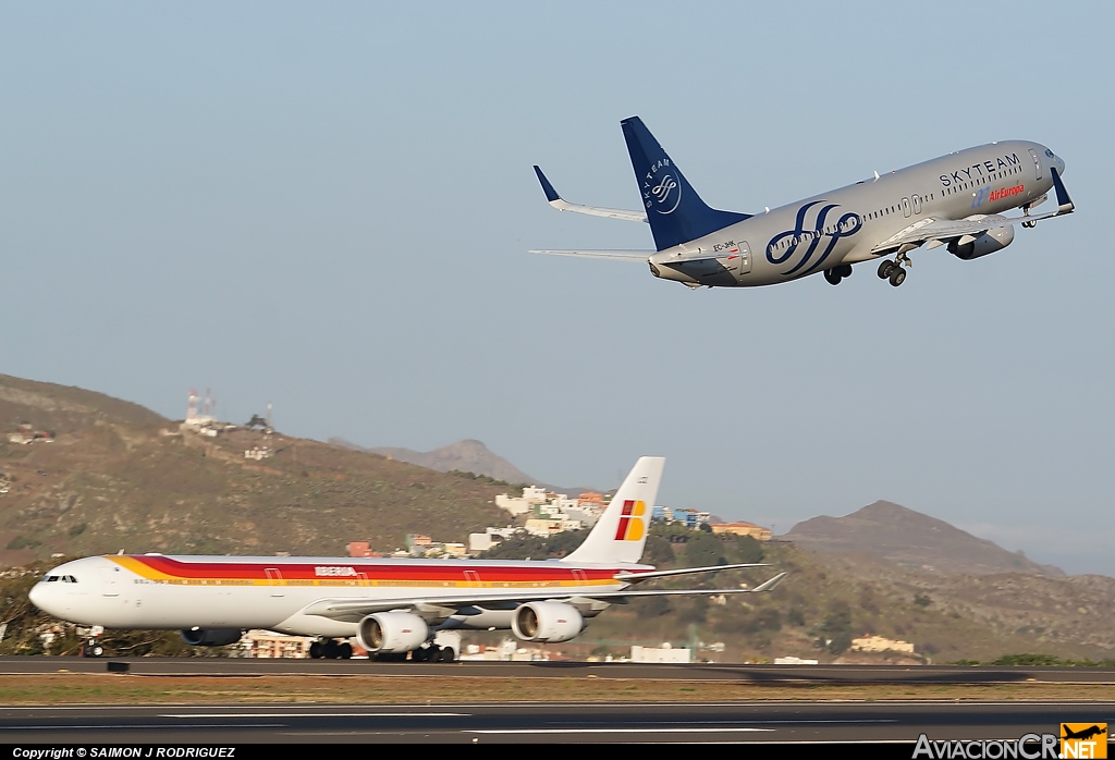 EC-JHK - Boeing 737-85P - Air Europa