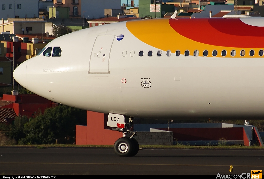 EC-LCZ - Airbus A340-642 - Iberia