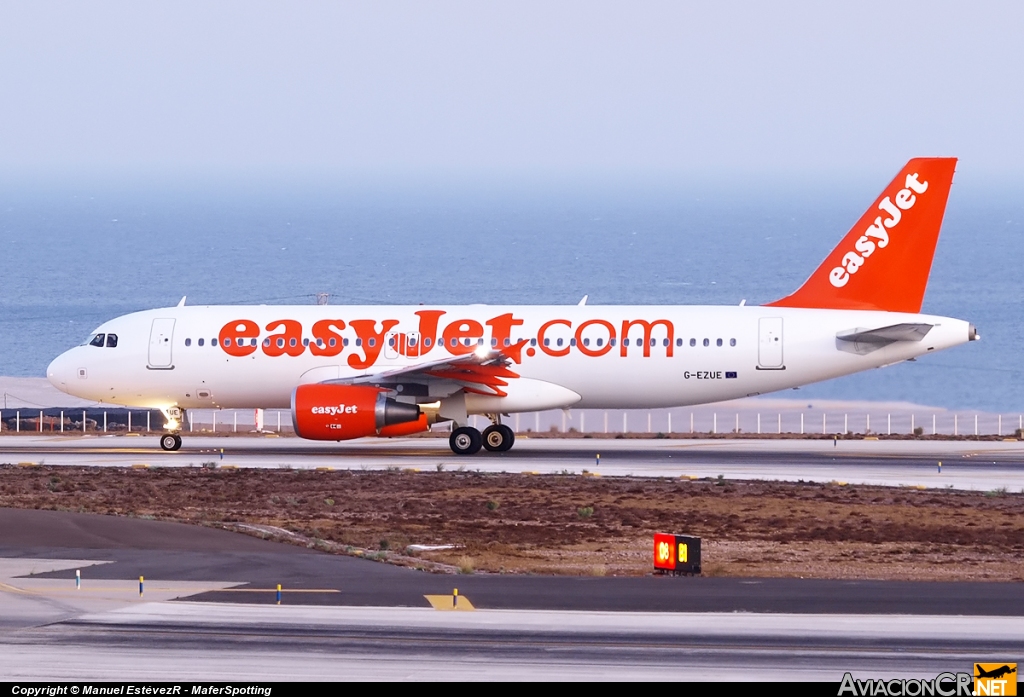 G-EZUE - Airbus A320-214 - EasyJet Airline