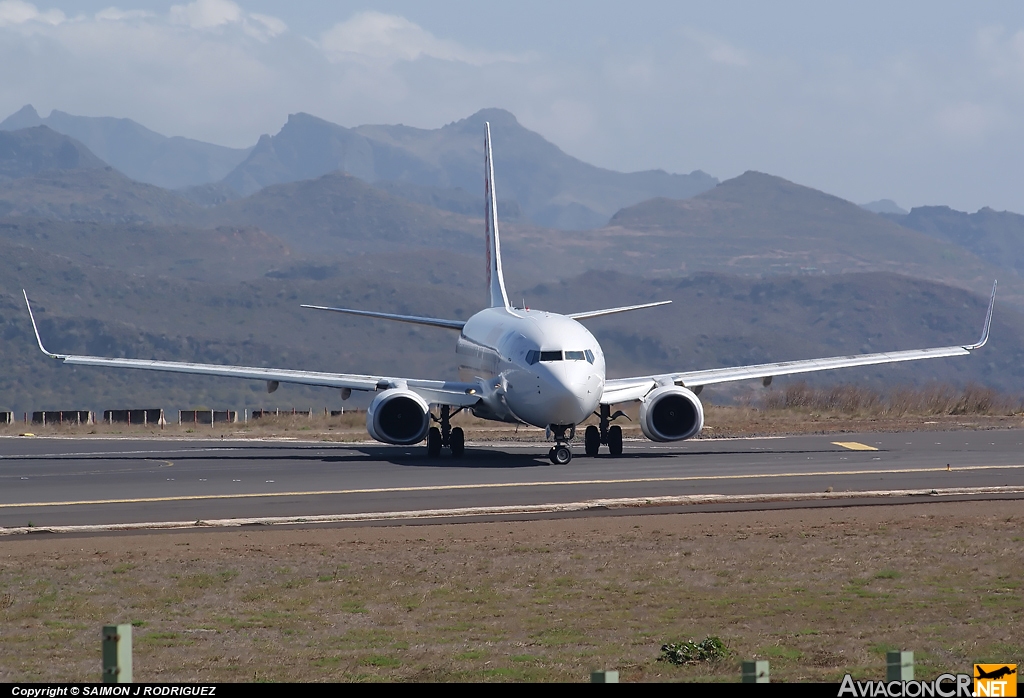 EC-HZS - Boeing 737-86Q - Air Europa