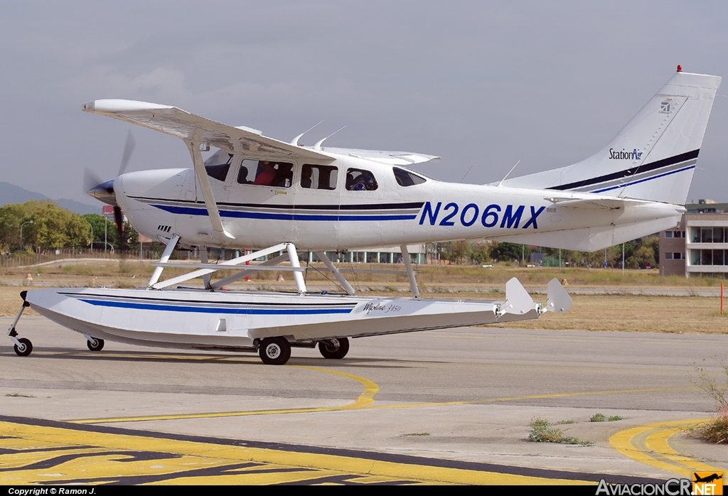 N206MX - Cessna 206H Stationair - Frogfeet LLC