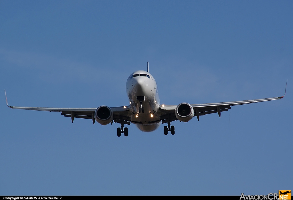 EC-HZS - Boeing 737-86Q - Air Europa