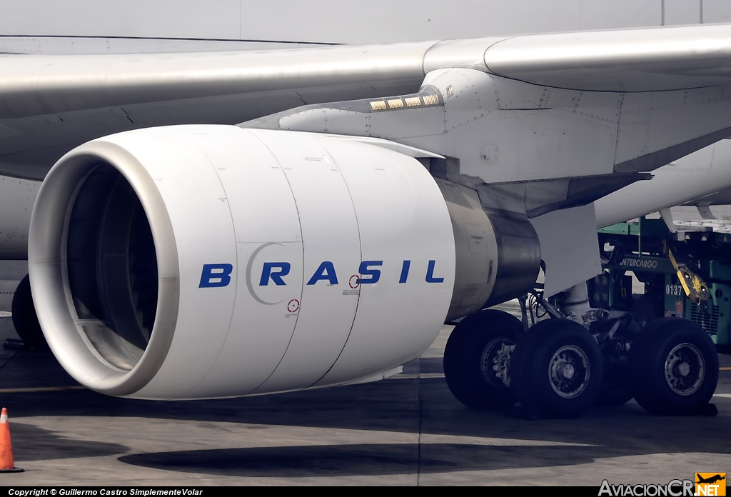 PT-MVA - Airbus A330-223 - TAM