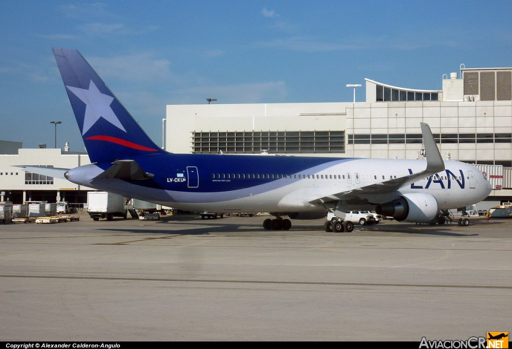 LV-CKU - Boeing 767-316/ER - LAN Argentina