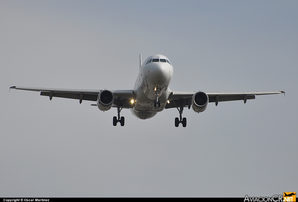 EC-KOX - Airbus A320-232 - Spanair