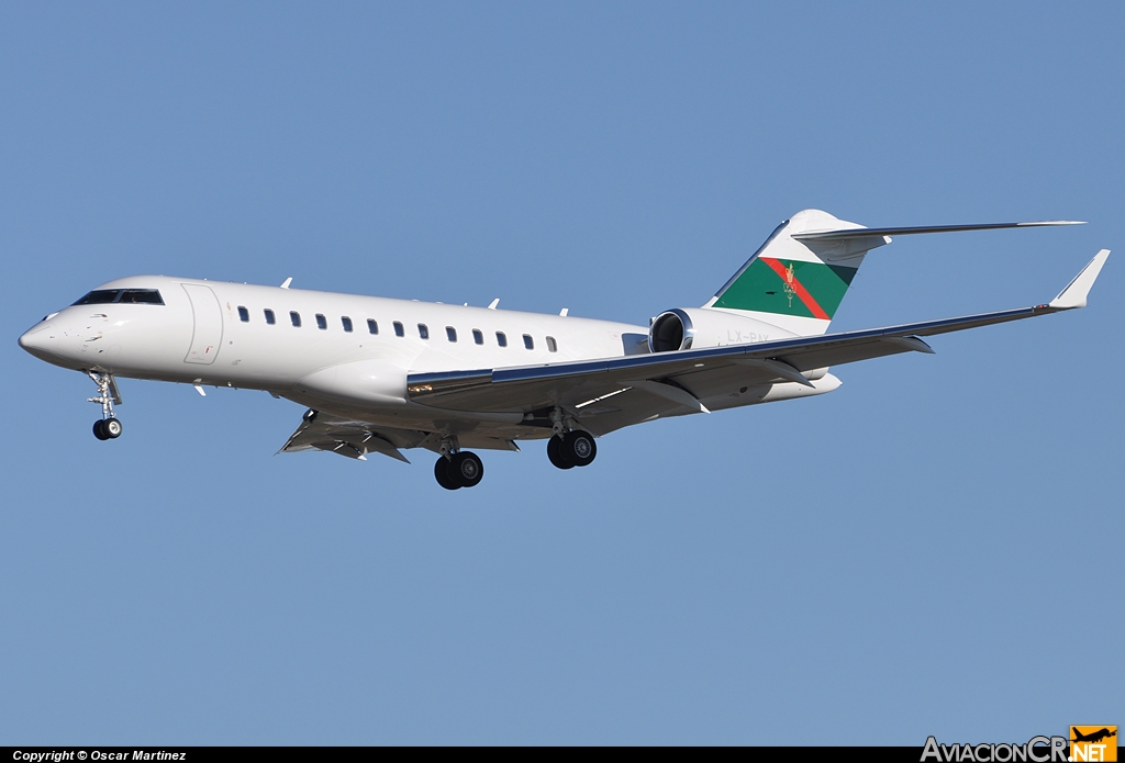 LX-PAK - Bombardier BD-700-1A10 Global Express - Privado