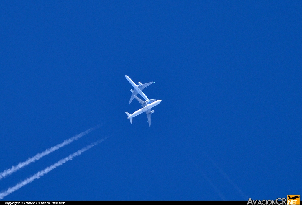 G-OOBC - Boeing 757-28A - Thomson Airways