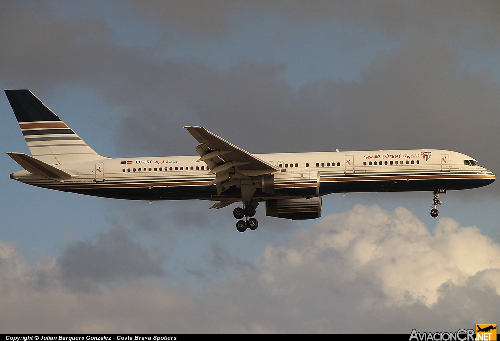 EC-ISY - Boeing 757-256 - Privilege Style