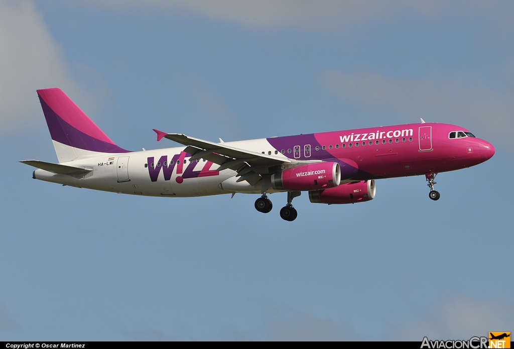 HA-LWI - Airbus A320-232 - Wizzair