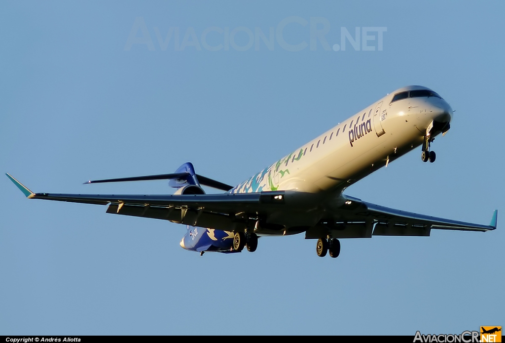 CX-CRL - Canadair CL-600-2D24 Regional Jet CRJ-900ER - Pluna Uruguay