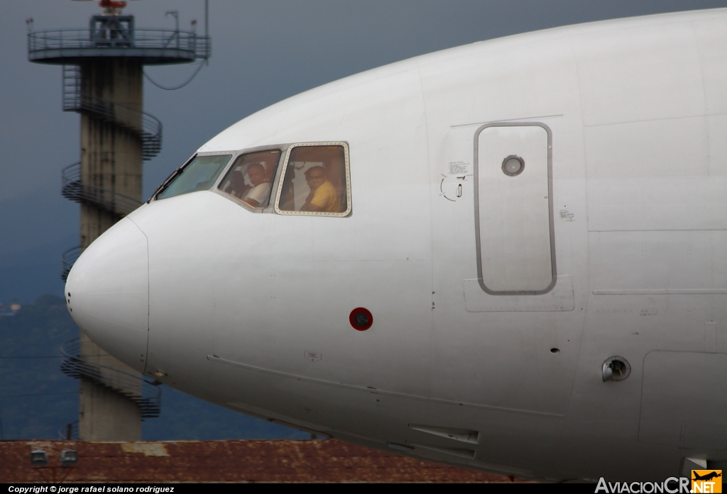 N955AR - McDonnell Douglas MD-11F - Sky Lease Cargo
