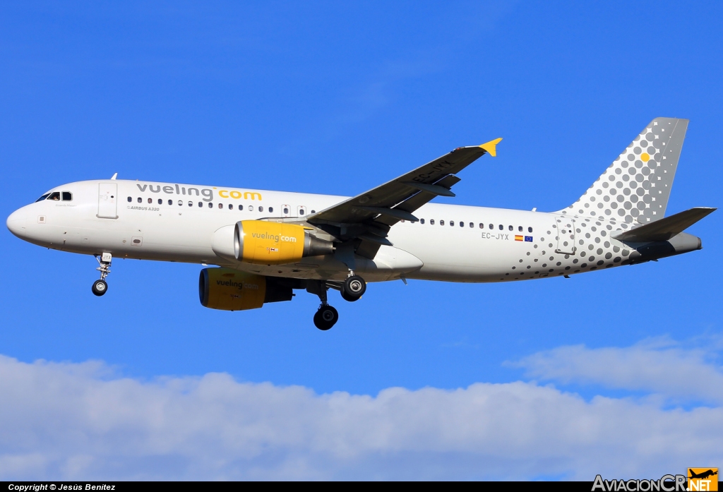 EC-JYX - Airbus A320-214 - Vueling