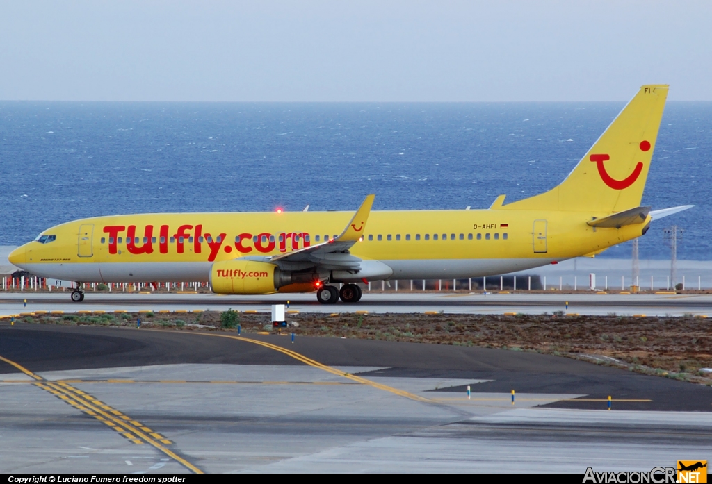 D-AHFI - Boeing 737-8K5 - TUI Fly