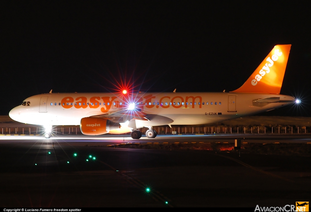 G-EZUK - Airbus A320-214 - EasyJet