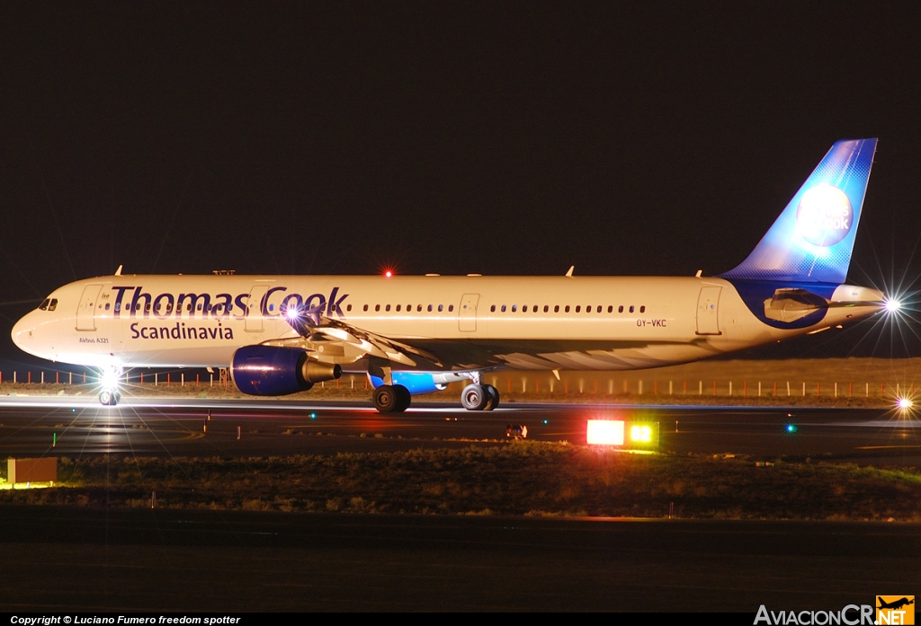 OY-VKC - Airbus A321-211 - Thomas Cook Airlines Scandinavia