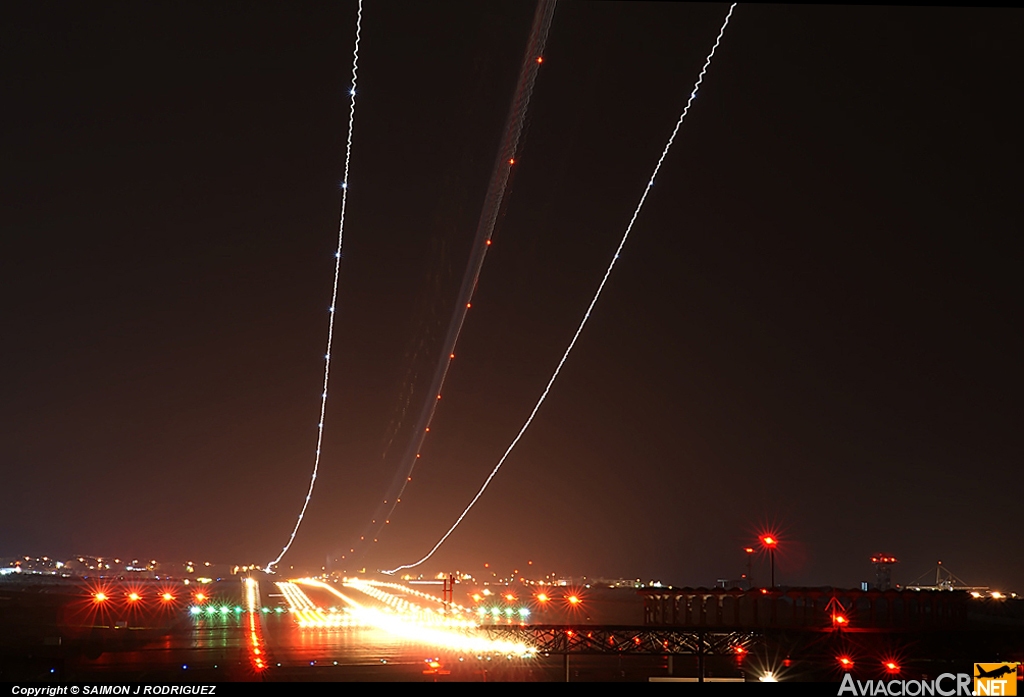 G-FCLH - Boeing 757-28A - Thomas Cook Airlines