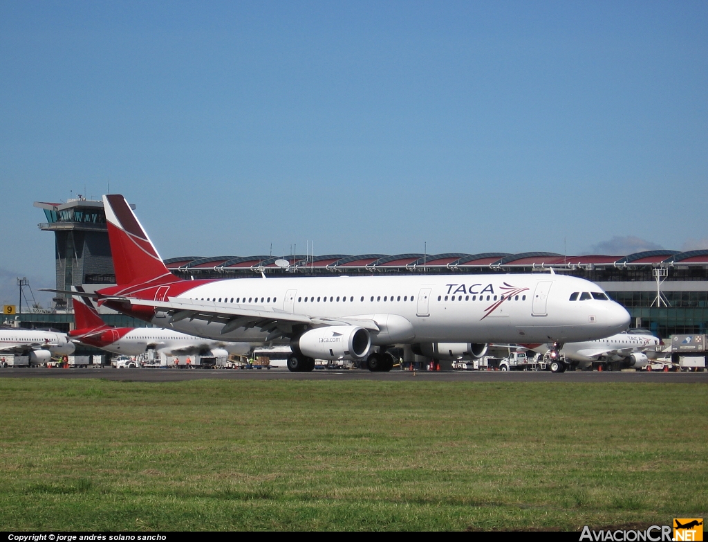 N570TA - Airbus A321-231 - TACA
