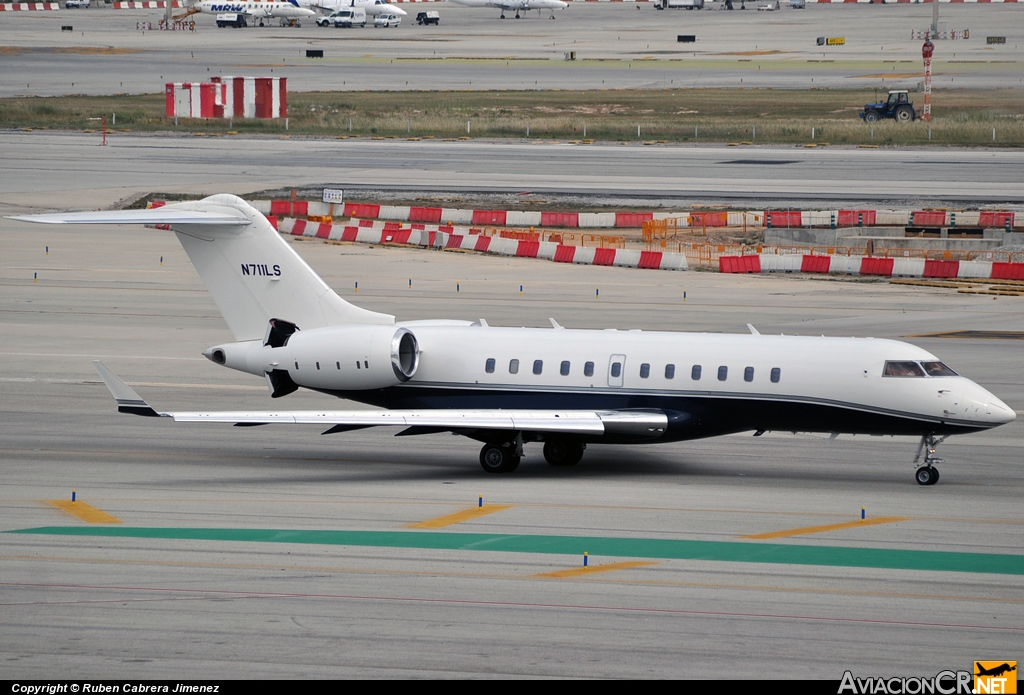 N711LS - Bombardier BD-700-1A11 Global 5000 - Privado