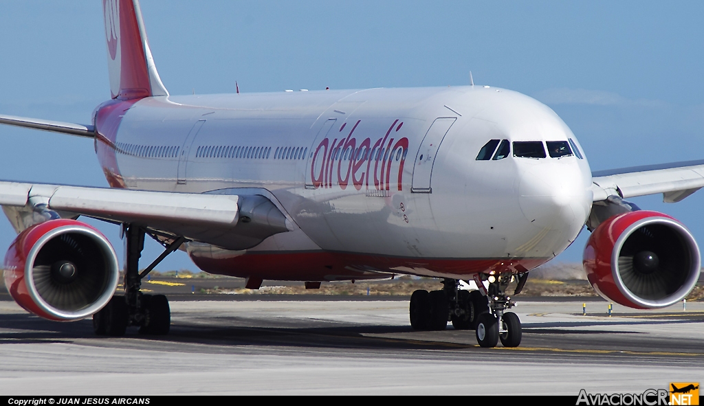 D-AERK - Airbus A330-322 - Air Berlin