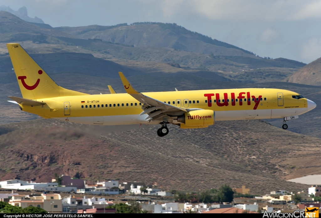 D-ATUH - Boeing 737-8K5 - TUIfly