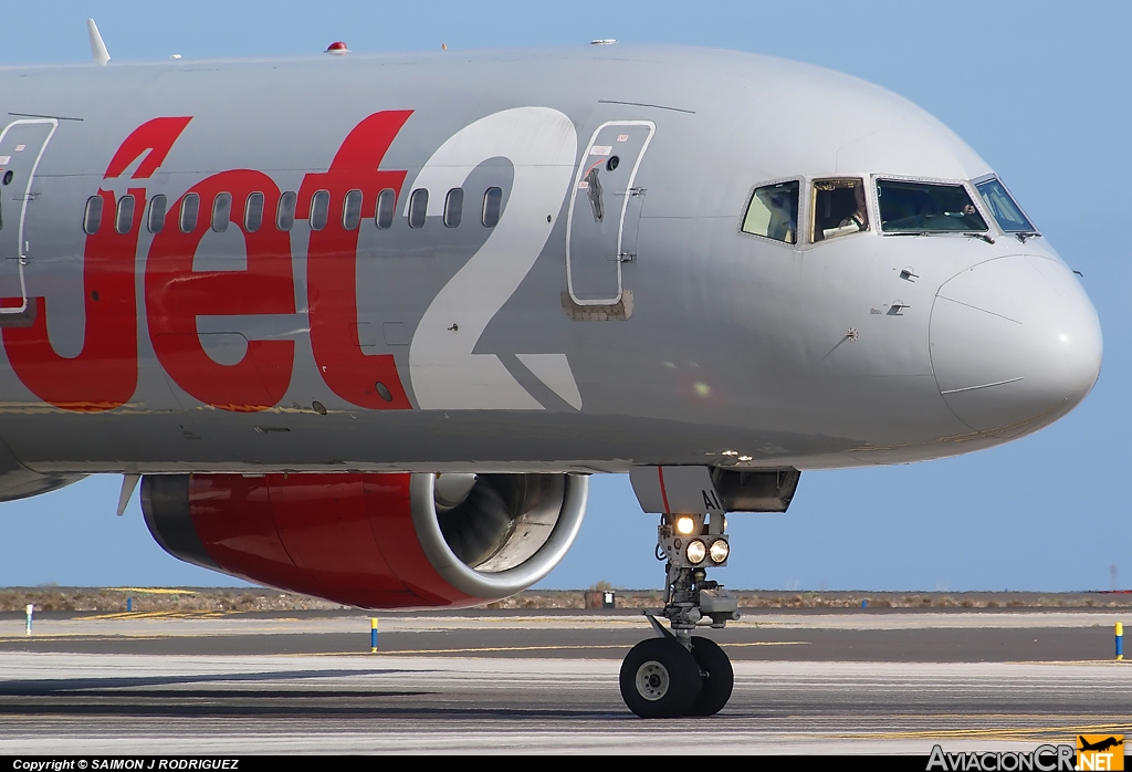 G-LSAI - Boeing 757-21B - Jet2.com