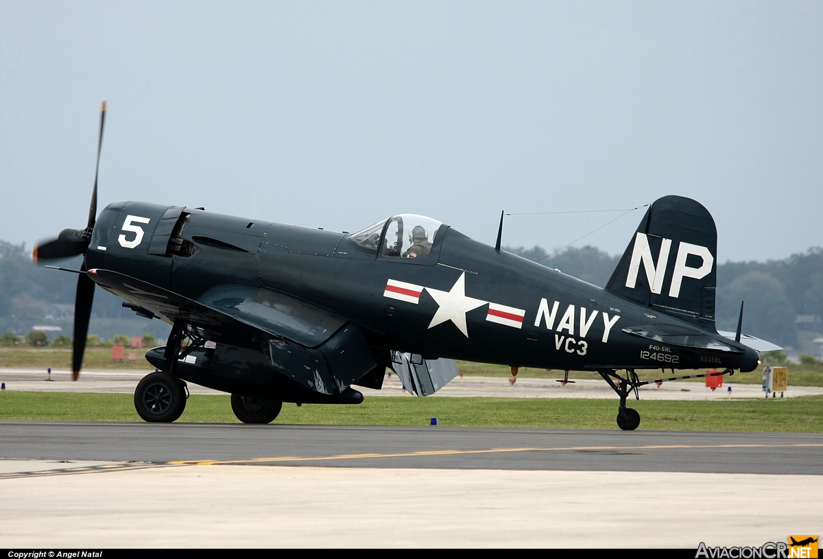 N45NL - Chance Vought F4U-5NL Corsair - Privado