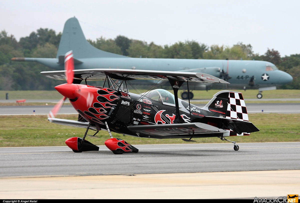 N540SS - Pitts S-2S Special - Privado