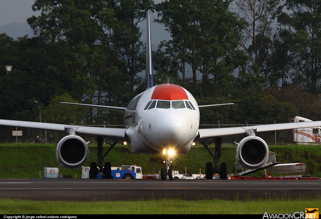 N495TA - Airbus A320-233 - TACA