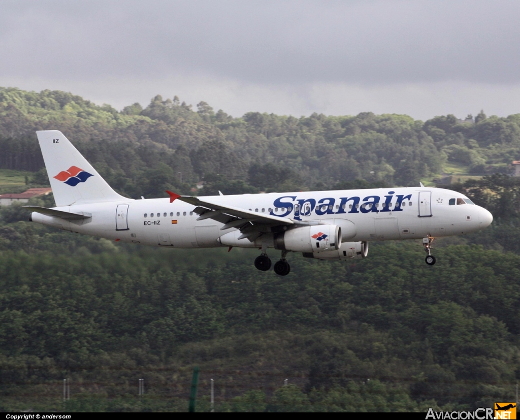 EC-IIZ - Airbus A320-232 - Spanair