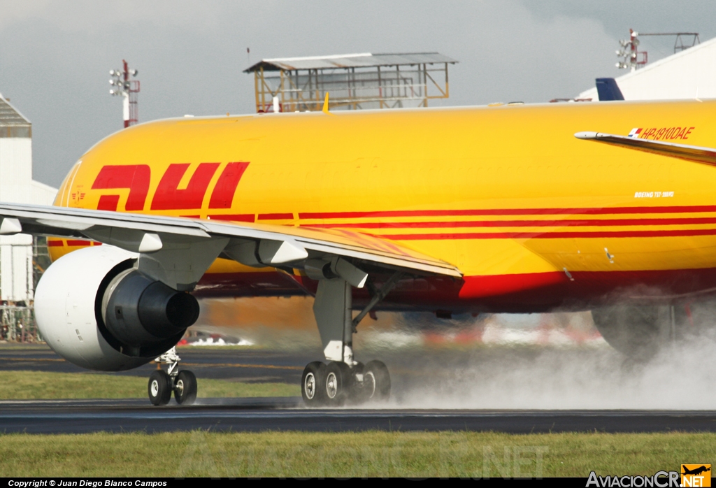 HP-1910DAE - Boeing 757-27A(SF) - DHL Aero Expreso