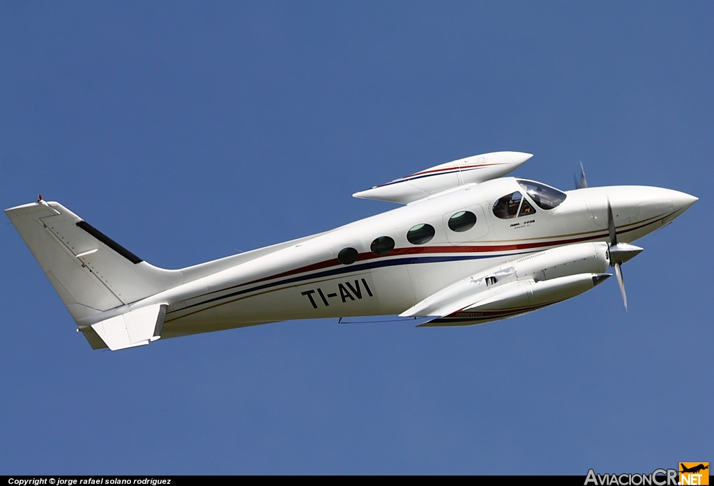 TI-AVI - Cessna 340A - Privado