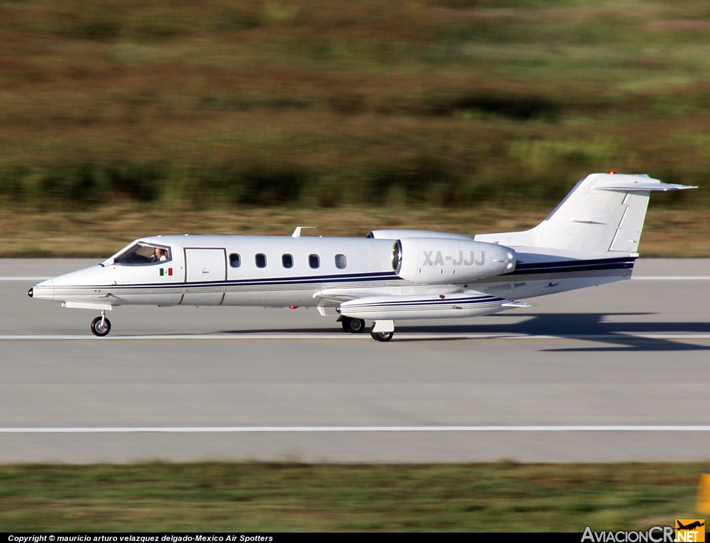XA-JJJ - Gates Learjet 35A - Privado