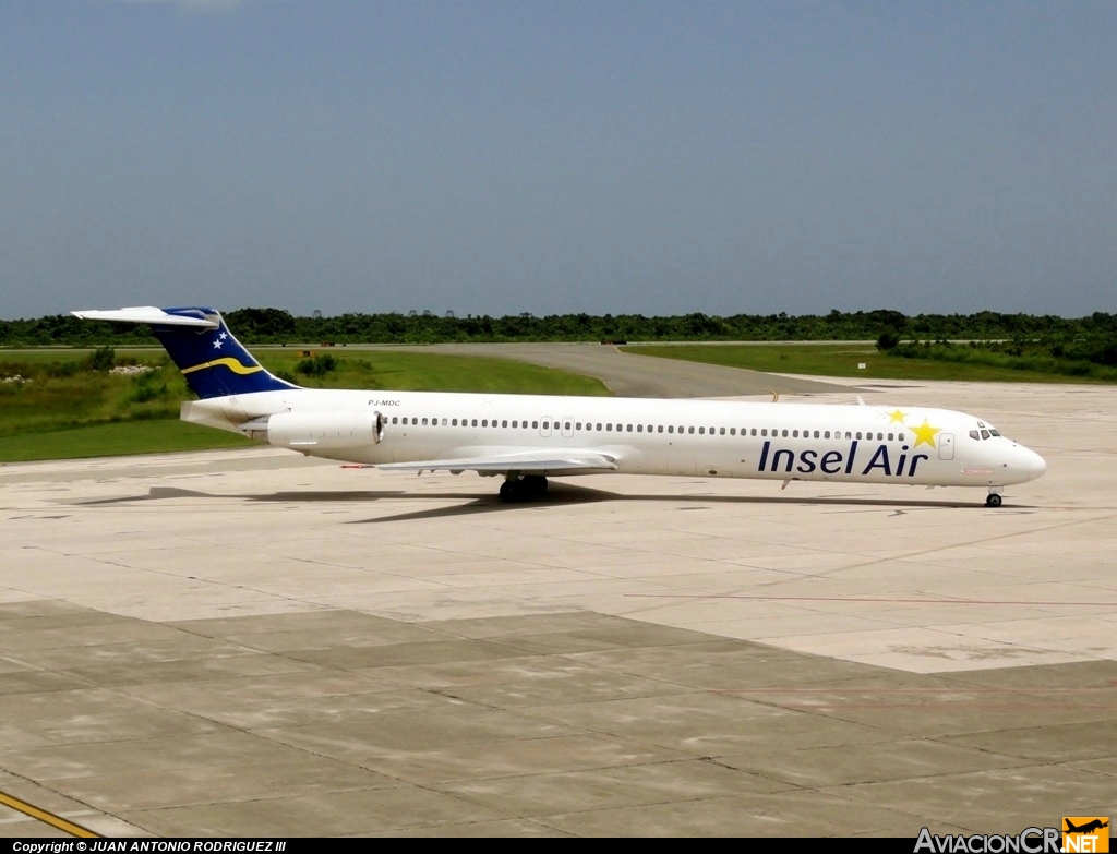 PJ-MDC - McDonnell Douglas MD-82 (DC-9-82) - Insel Air