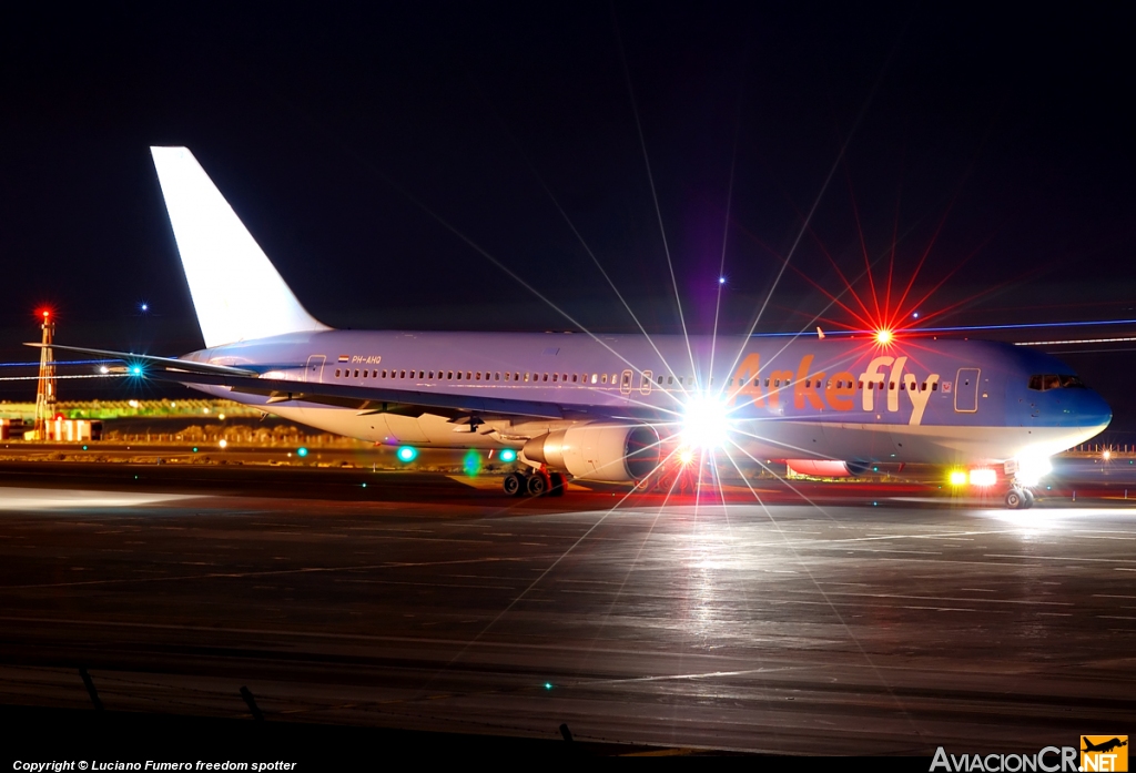 PH-AHQ - Boeing 767-383/ER - ArkeFly