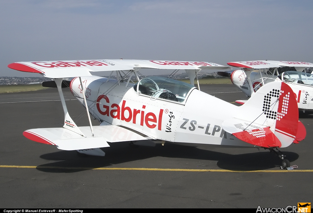 ZS-LPK - Pitts S-2B Special - Gabriel Wings
