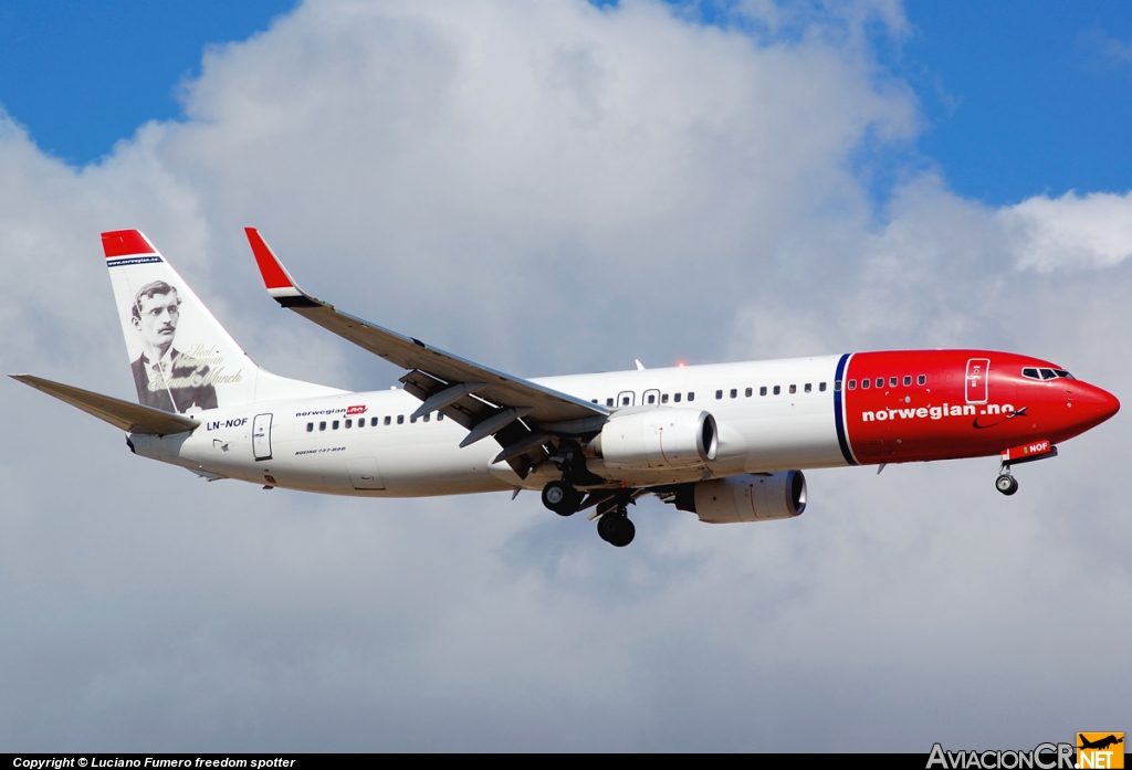 LN-NOF - Boeing 737-86N - Norwegian Air Shuttle