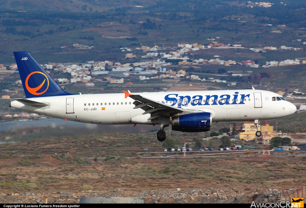 EC-JJD - Airbus A320-232 - Spanair