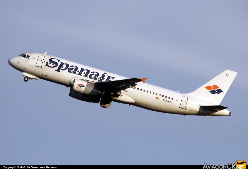 EC-ICL - Airbus A320-232 - Spanair